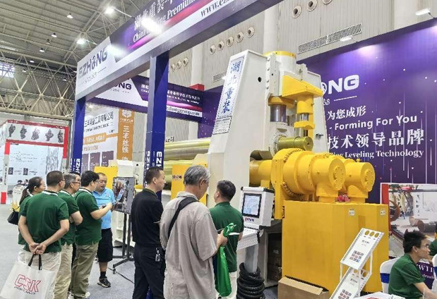 EZHONG-participated-in-the-15th-China-International-Exhibition-on-Machinery-and-Electrical-Products-4.jpg