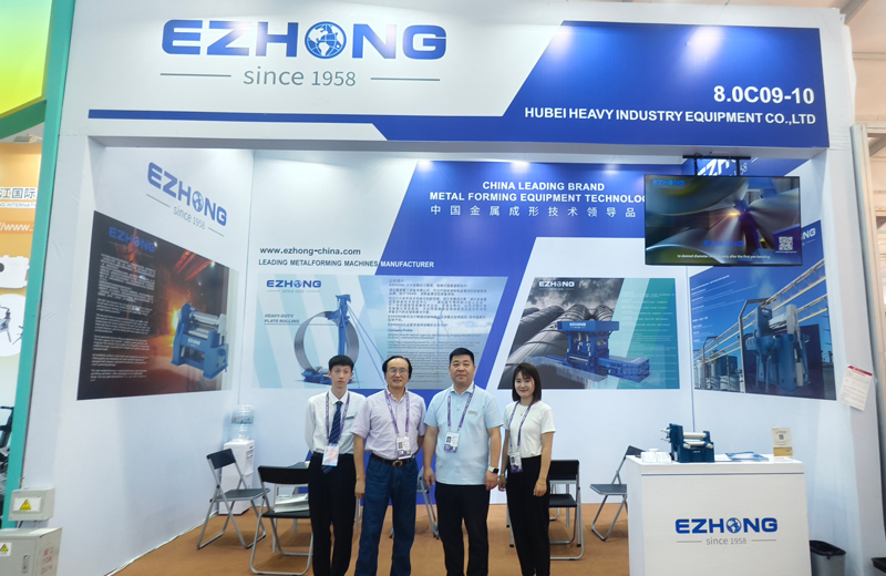 EZHONG showcases its strength at the 139 Canton Fair.